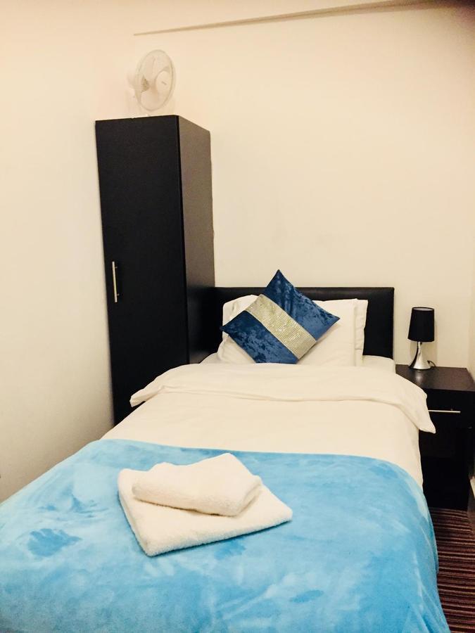 Metro House Star Accommodation London Kültér fotó