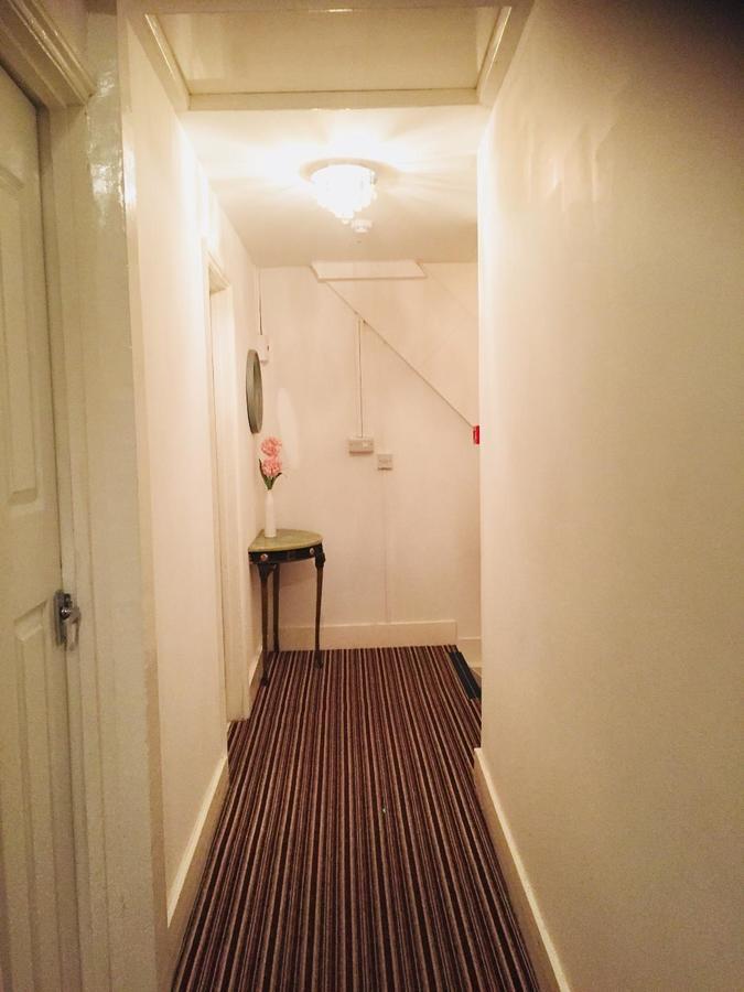 Metro House Star Accommodation London Kültér fotó