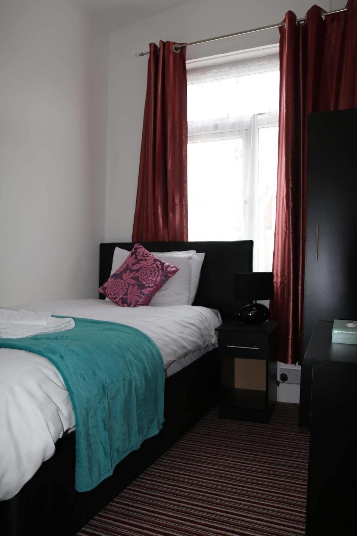 Metro House Star Accommodation London Kültér fotó